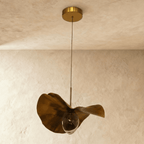 Lampa wisząca Copper Glow z regulowanym kablem do nowoczesnej atmosfery