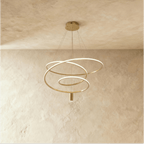 Vergulde Spiraal Kroonluchter Met Acryl Diffuser Voor Luxe Interieurs