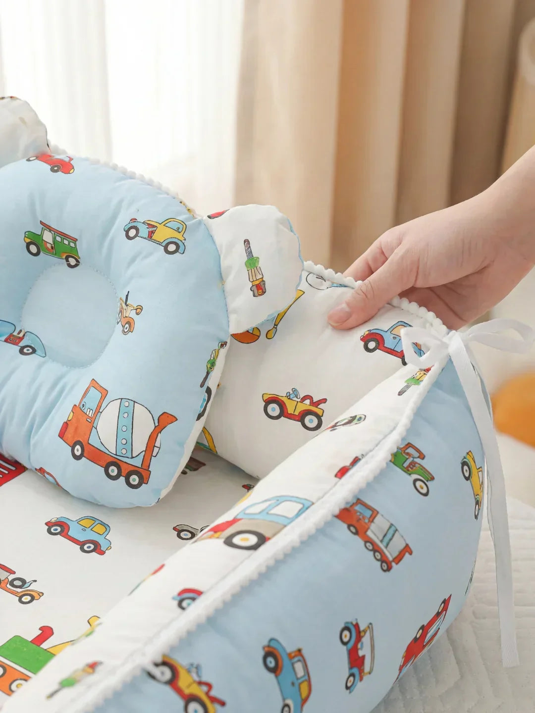 Extra-Long Baby Sleep Pod with Cervical Pillow | Fioriscas