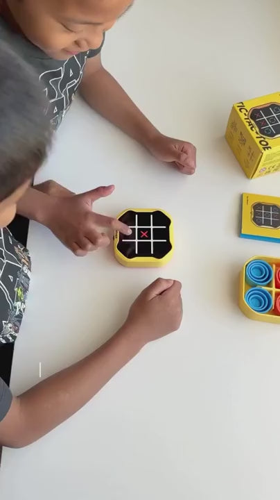 Přenosná elektronická hra piškvorky 3 v 1 | Fioriscas
