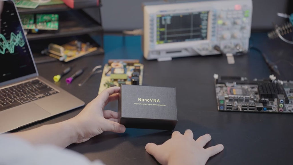 Analisador RF vetorial de 1.5GHz para testes de antenas e redes | Fioriscas