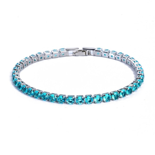 AstraLuxe Unisex Bracelet with Sparkling Zirconia Chain Design