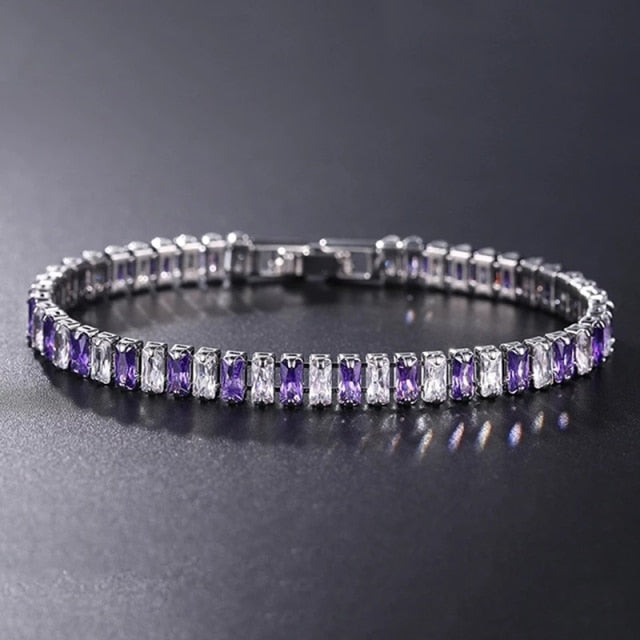 AstraLuxe Unisex Bracelet with Sparkling Zirconia Chain Design