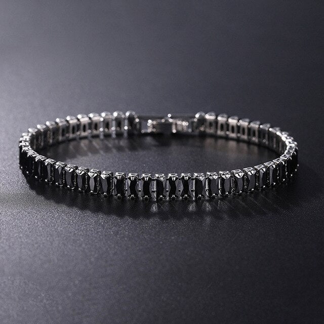 AstraLuxe Unisex Bracelet with Sparkling Zirconia Chain Design