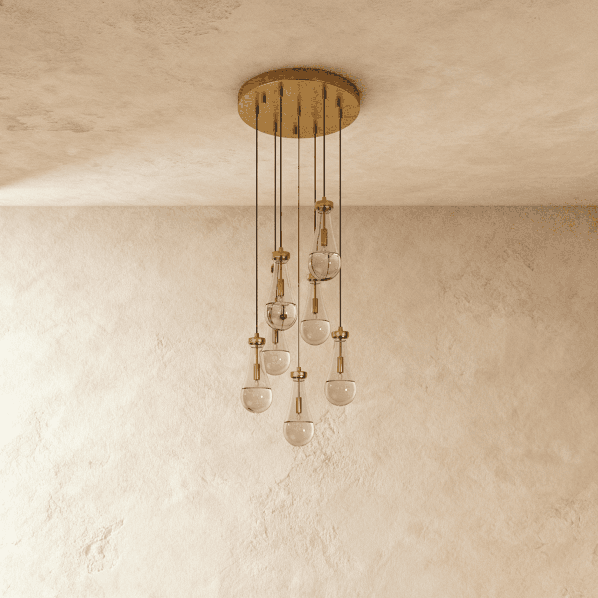 AquaLume regendruppel glazen kroonluchter met onderwatergloed en metalen frame
