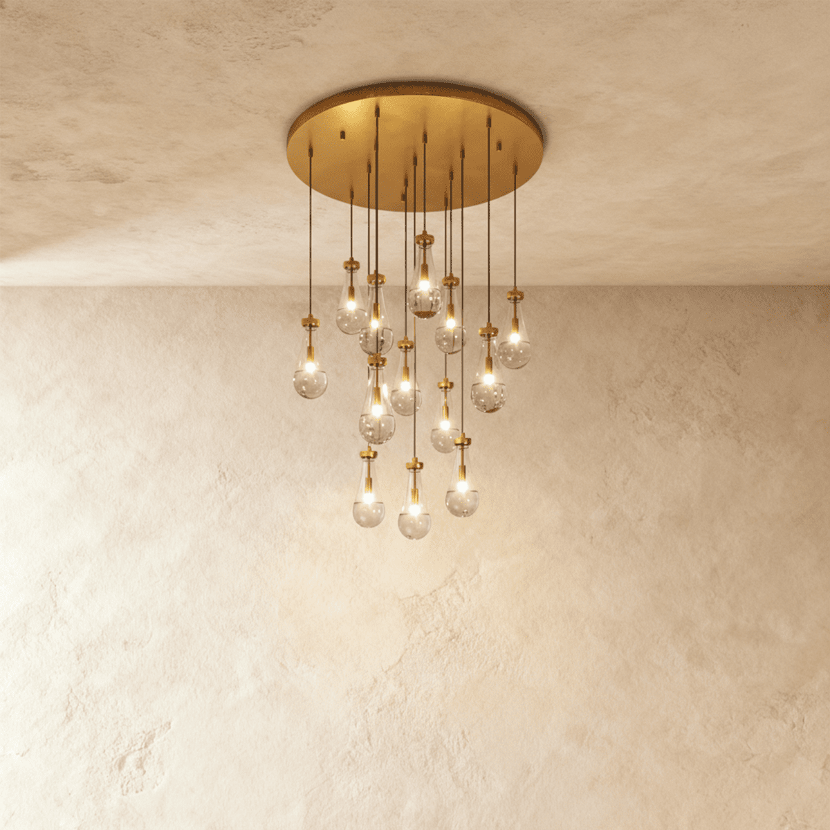 AquaLume regendruppel glazen kroonluchter met onderwatergloed en metalen frame