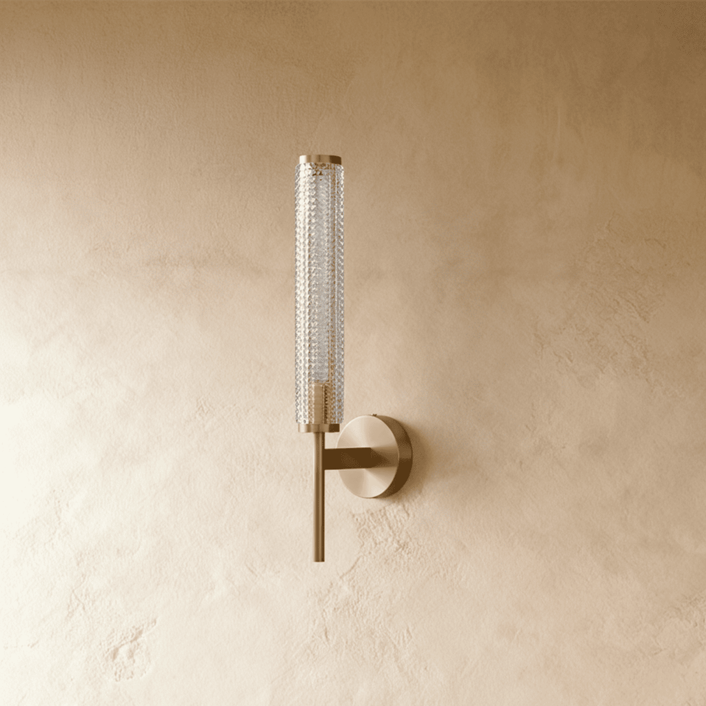 AuraLume gestructureerde cilindrische glazen kap wandlamp in messing of ijzer