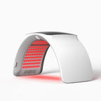 Přístroj pro sedmivlnovou LED terapii pokožky pro použití na obličej a tělo