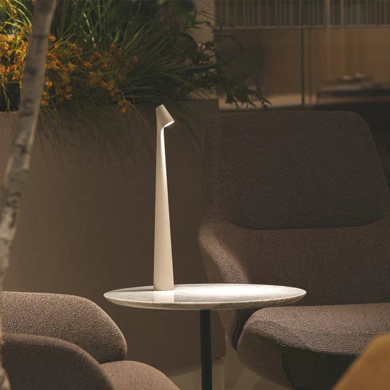 Bezdrátová LED stolní lampa s nordickým hliníkovým designem a dotykovým stmíváním
