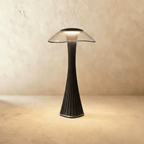 Lampada da tavolo Enchanted Fae a forma di fungo con bagliore ambientale morbido