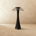 Lampada da tavolo Enchanted Fae a forma di fungo con bagliore ambientale morbido
