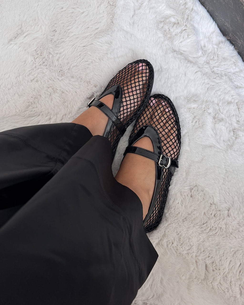 Women's Breathable Mesh Ballet Flats With Vegan Leather Trim