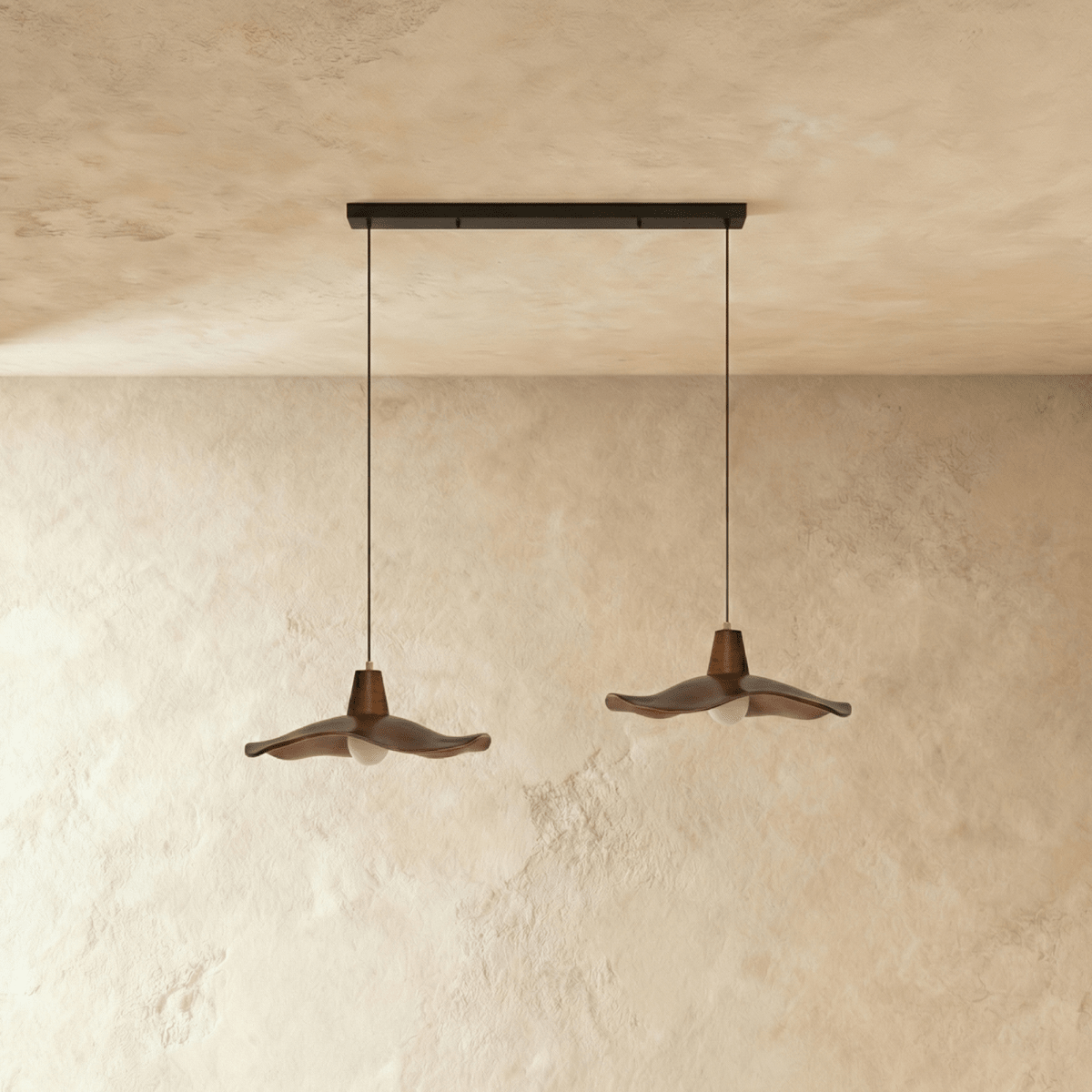 LumaWabi nordisk Wabi Sabi pendellampa för moderna interiörer med polerad finish