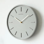 Horloge murale en ciment et métal Fjordline avec pendule décorative