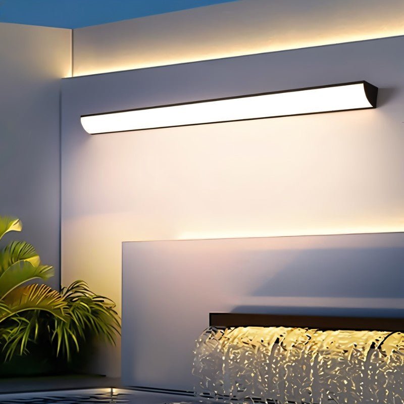 Lampada da Parete Esterna LuminaGuard LED Impermeabile e Antiruggine