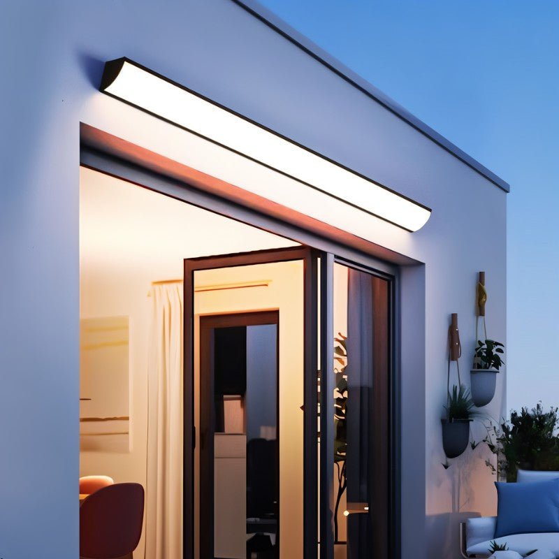Lampada da Parete Esterna LuminaGuard LED Impermeabile e Antiruggine