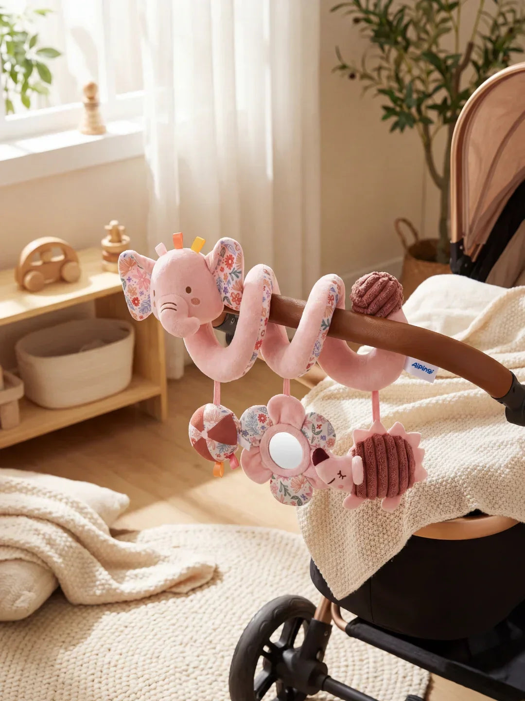 Sensory Wrap-Around Baby Bed Toy | Fioriscas
