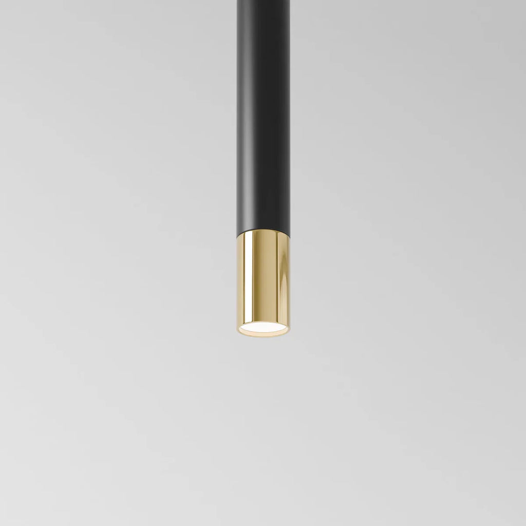 Minimalistyczna lampa wisząca Cylinder ze złotym akcentem do wysp kuchennych