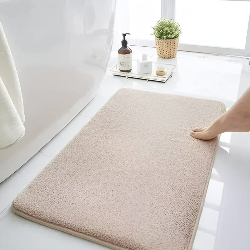 Tappetino da bagno in peluche Nova, tappeto in velluto antiscivolo ad asciugatura rapida