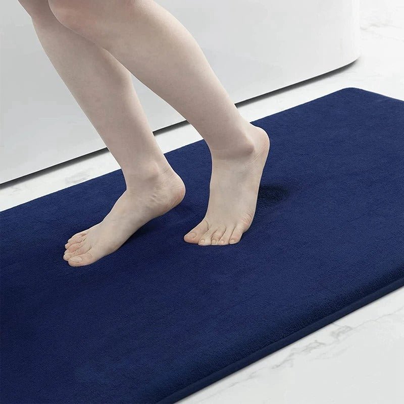 Tappetino da bagno in peluche Nova, tappeto in velluto antiscivolo ad asciugatura rapida