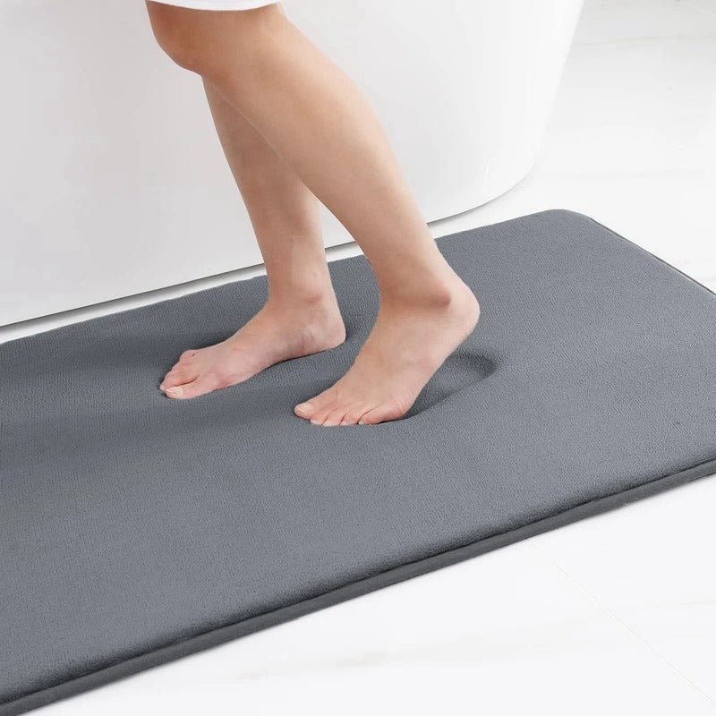 Tappetino da bagno in peluche Nova, tappeto in velluto antiscivolo ad asciugatura rapida