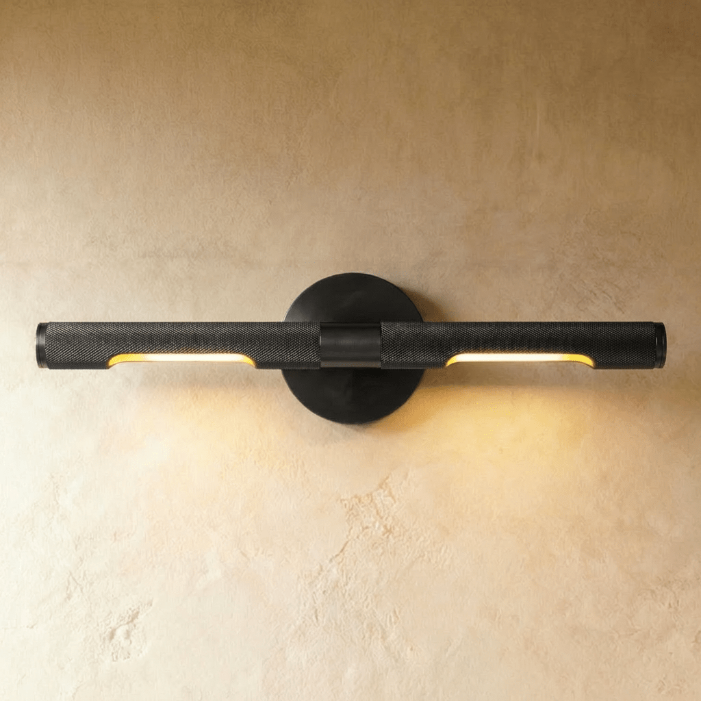 Nástěnná zrcadlová lampa Knurled Brass s teplým světlem  