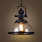 Lámpara colgante industrial vintage de metal negro con cúpula de vidrio y bombilla expuesta  