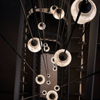 Vaelora alabastrowa lampa wisząca z elegancką metalową ramą  