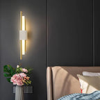 AuraMarble LED nástěnná lampa s kovovým rámem pro ambientní světlo