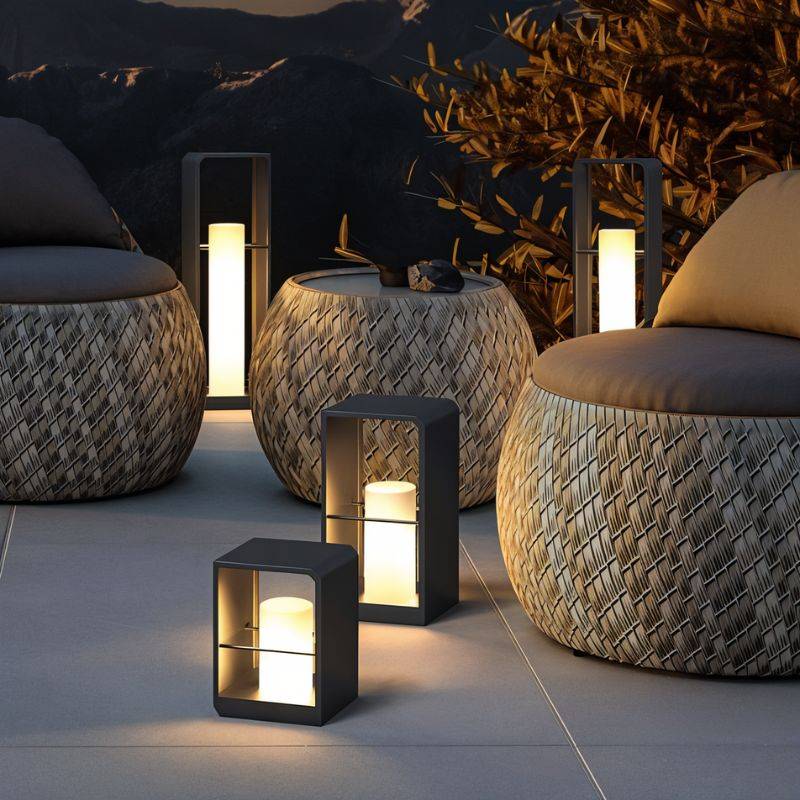 Lampada da giardino esterna LumaVale Dusk To Dawn con LED in alluminio ricaricabile