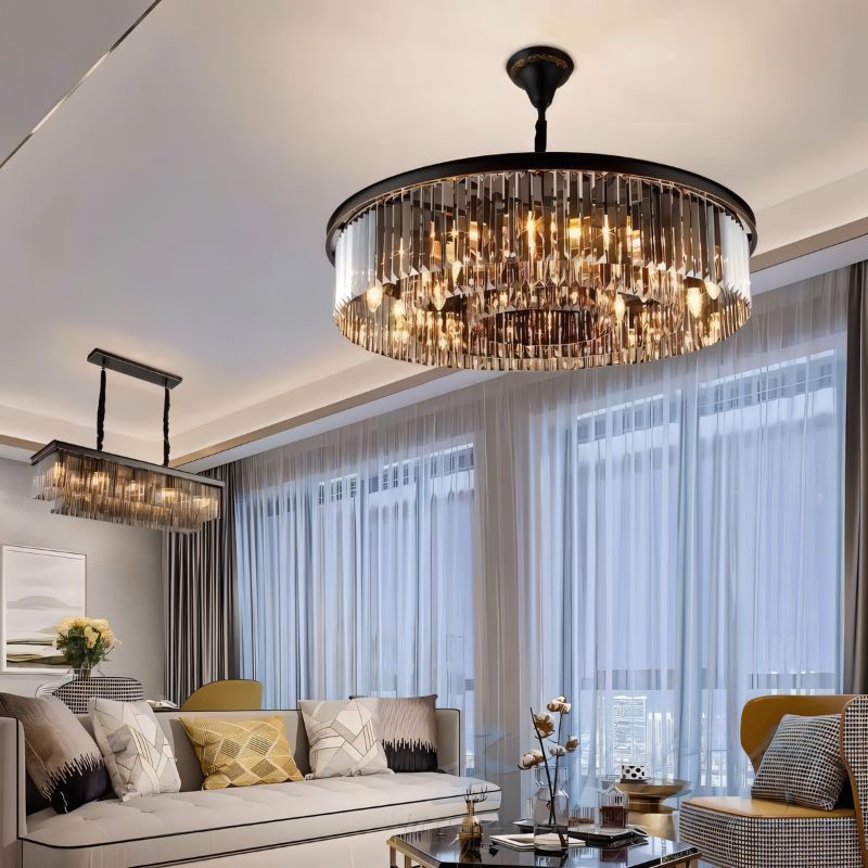 Lampadario Lumiere Crystal Halo che emana fascino hollywoodiano in nero o oro