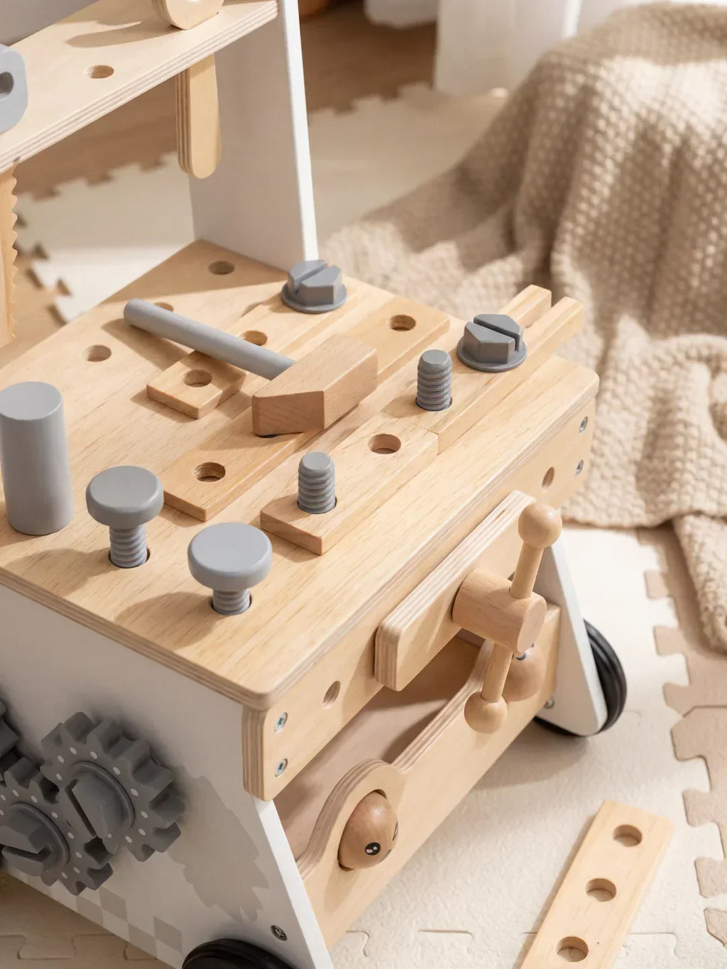 Trotteur pousseur pour bébé en bois avec établi, 2-en-1 | Fioriscas