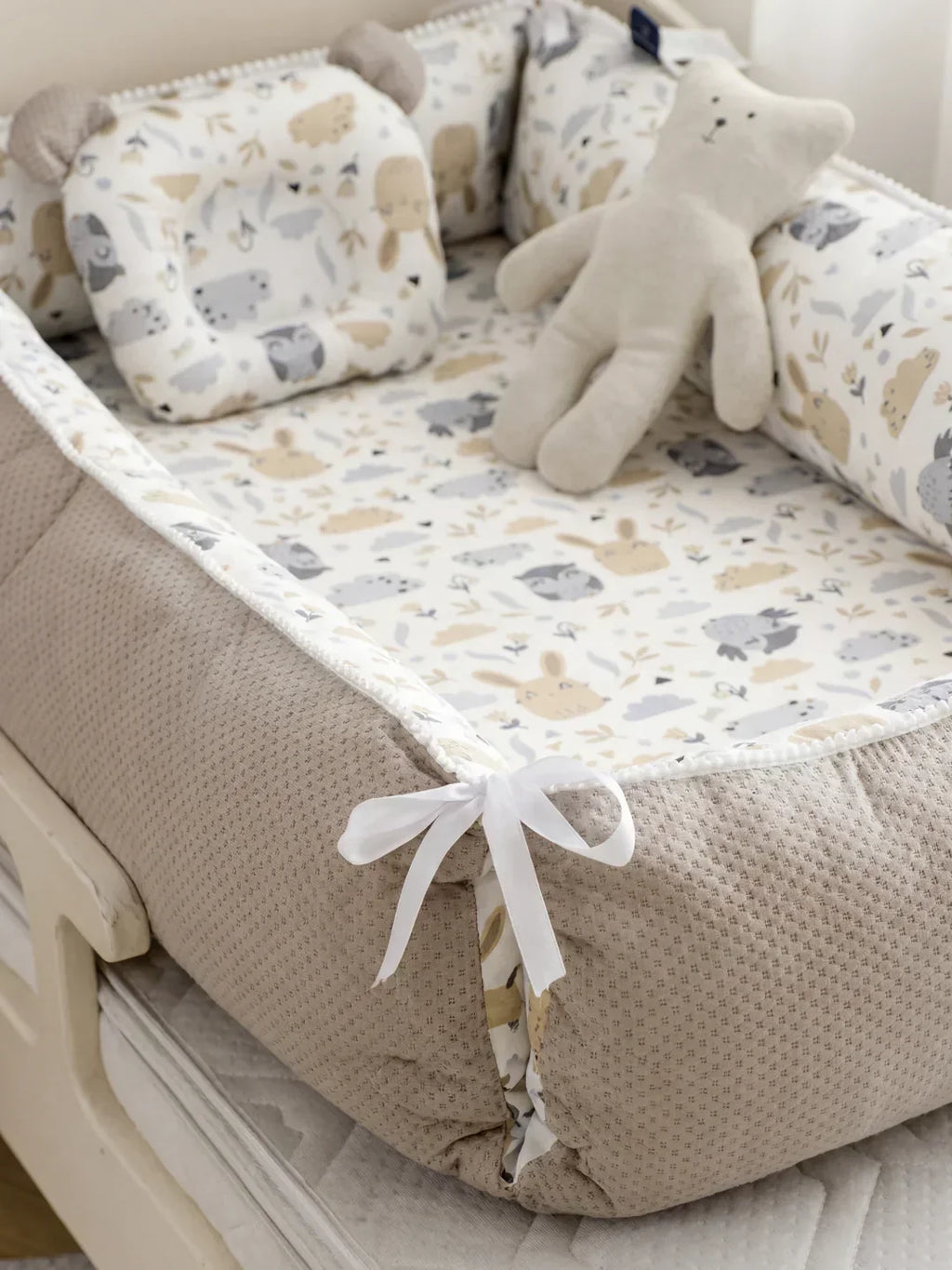 Extra-Long Baby Sleep Pod with Cervical Pillow | Fioriscas